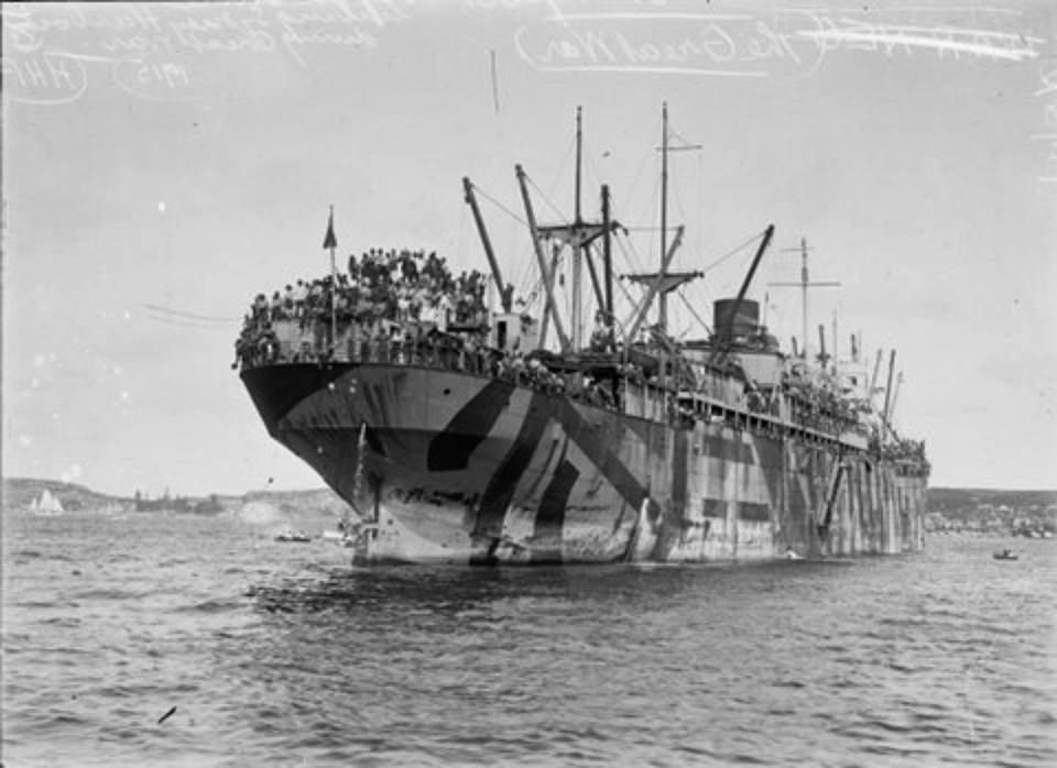 The Argyllshire Leaving Sydney Harbour 1915